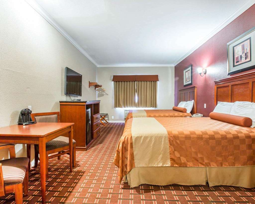 Rodeway Inn & Suites - Pasadena Zimmer foto