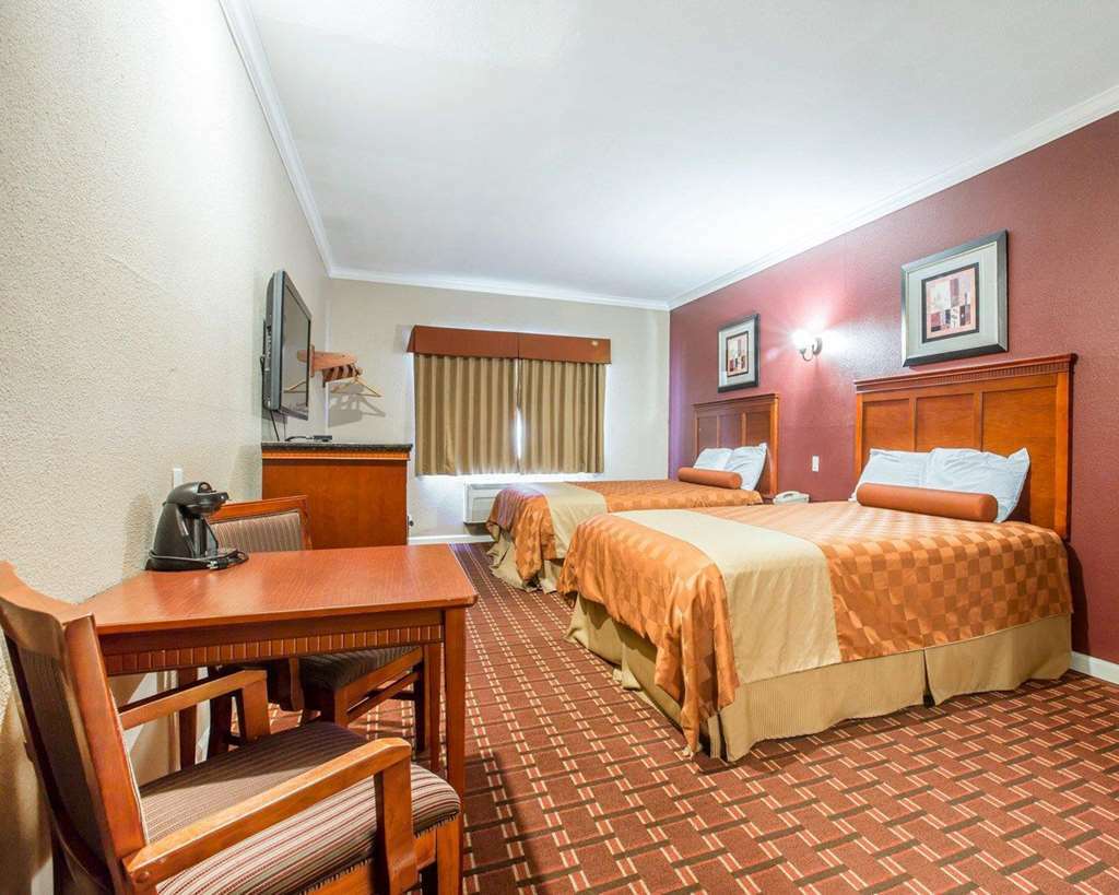 Rodeway Inn & Suites - Pasadena Zimmer foto